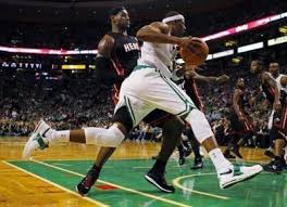 斯特鲁斯:哈登阅读比赛方式独特 与加兰风格不同